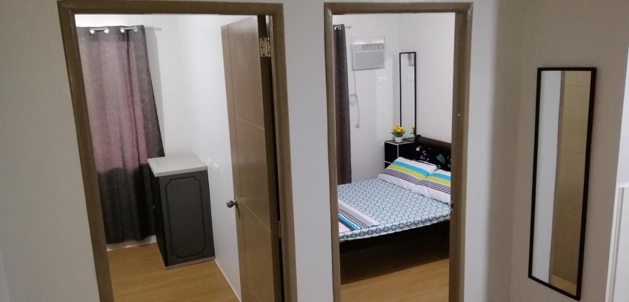 Pine Suites Tagaytay 2 BR w/ Netflix&parking, WIFI, balcony,&great view Tagaytay City Zewnętrze zdjęcie